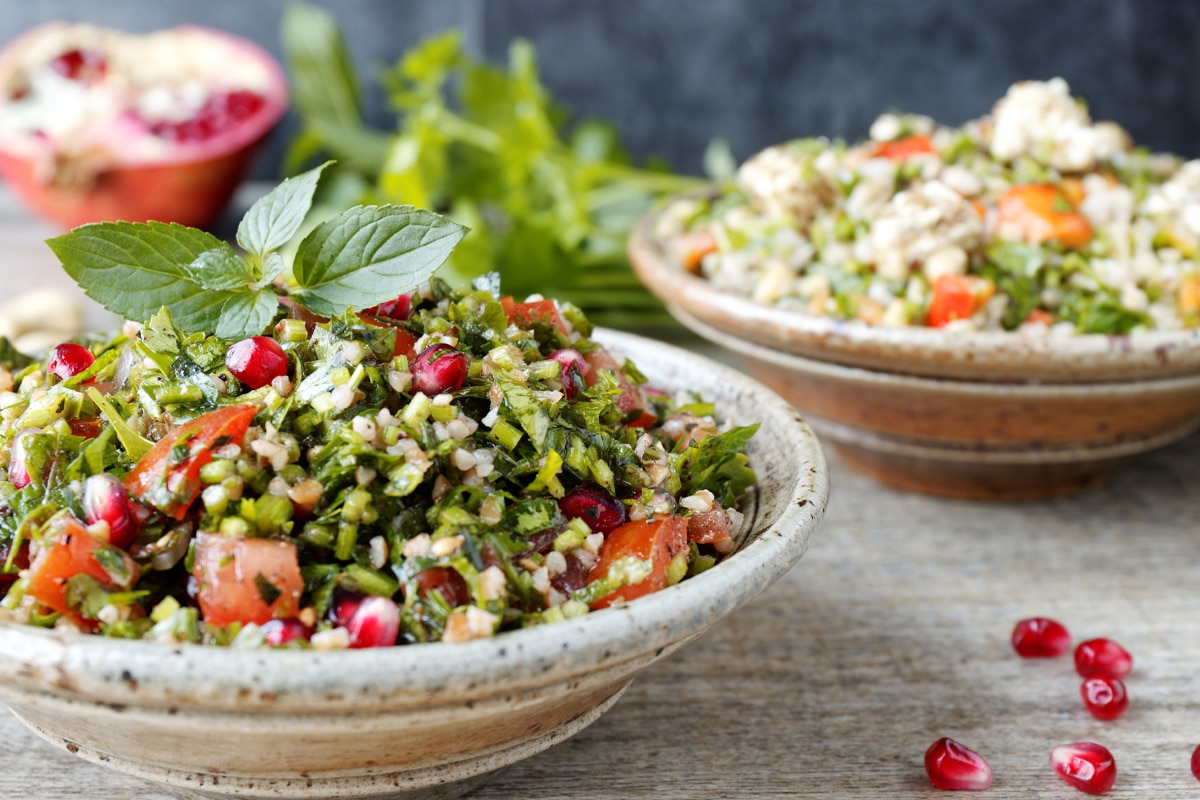 fresh dinner salad with bulger pomegranate fresh herbs for volumetrics diet